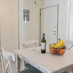 Elesya Luxury Apartment *