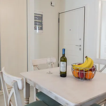 Elesya Luxury Appartement *